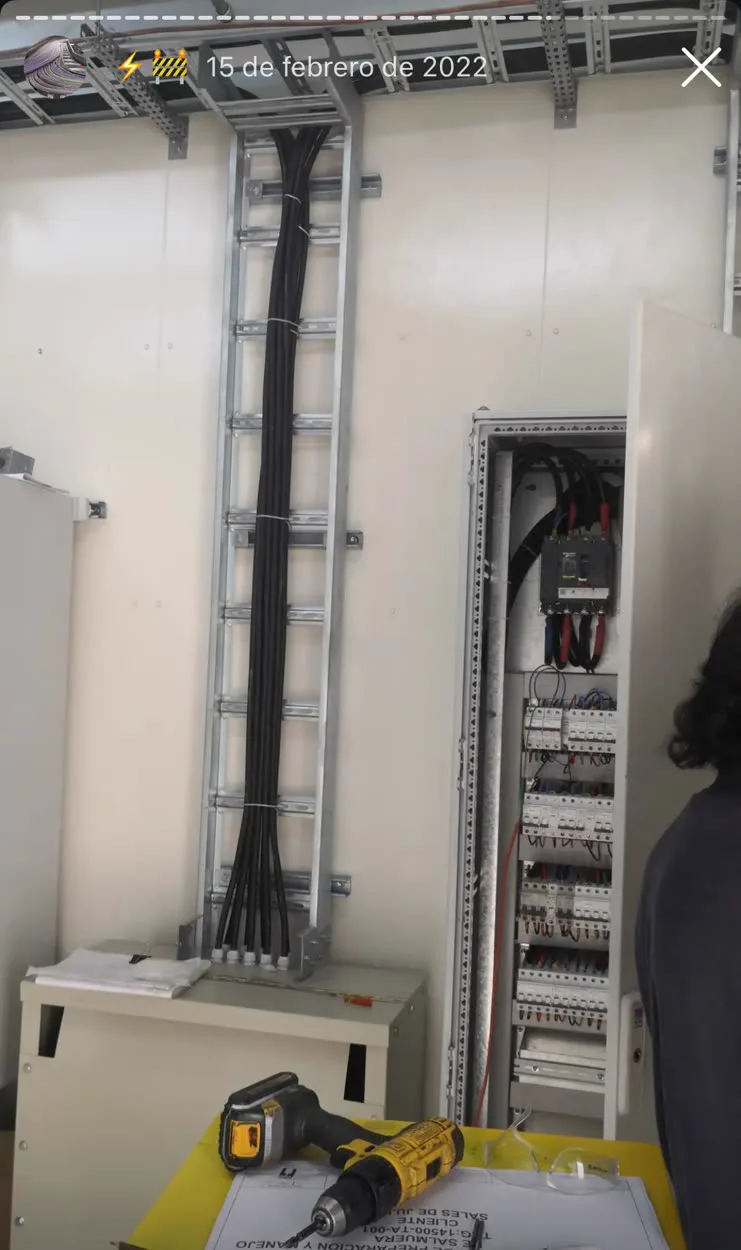 Instalaci&oacute;n el&eacute;ctrica industrial ejecutada por Blitzen Chile, proyecto 8